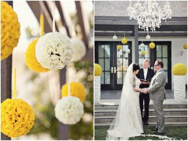 Tenue de mariage jaune et bleu sale